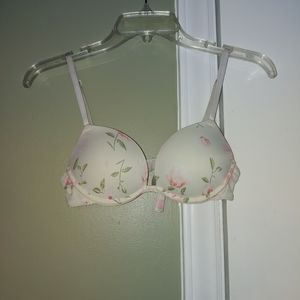 3 bras, 1 sports bra, 1 bralette